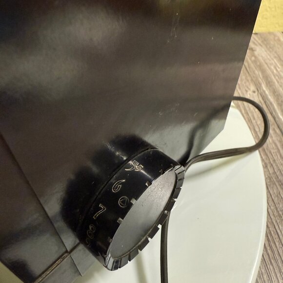 Vintage Sylvania Tube Radio Model 1107 Tested Works, 1959, Bakelite - Picture 2 of 8